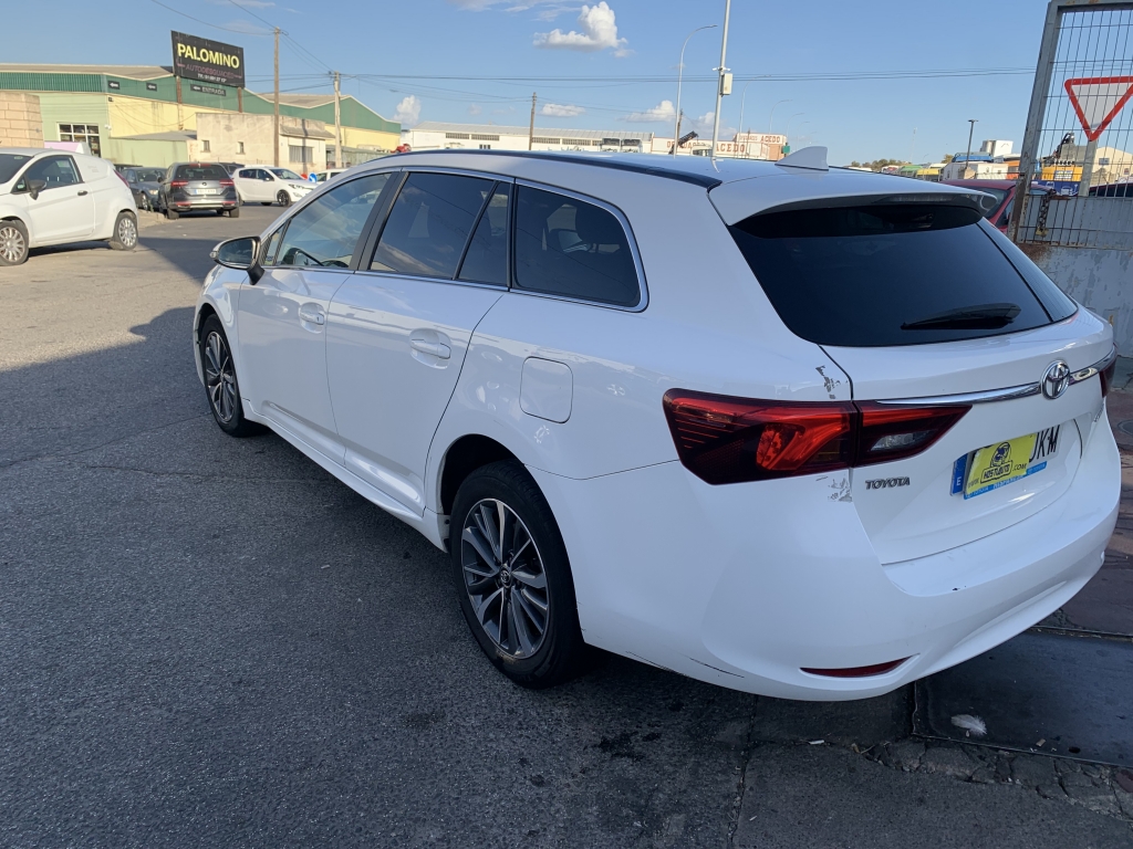 TOYOTA AVENSIS AVANT 2.0 D4D 143CV