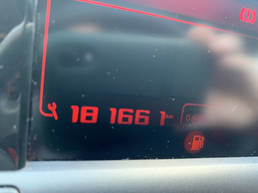 CITROEN CACTUS 1.2 INY 110CV CITROEN CACTUS 1.2 INY 110CV