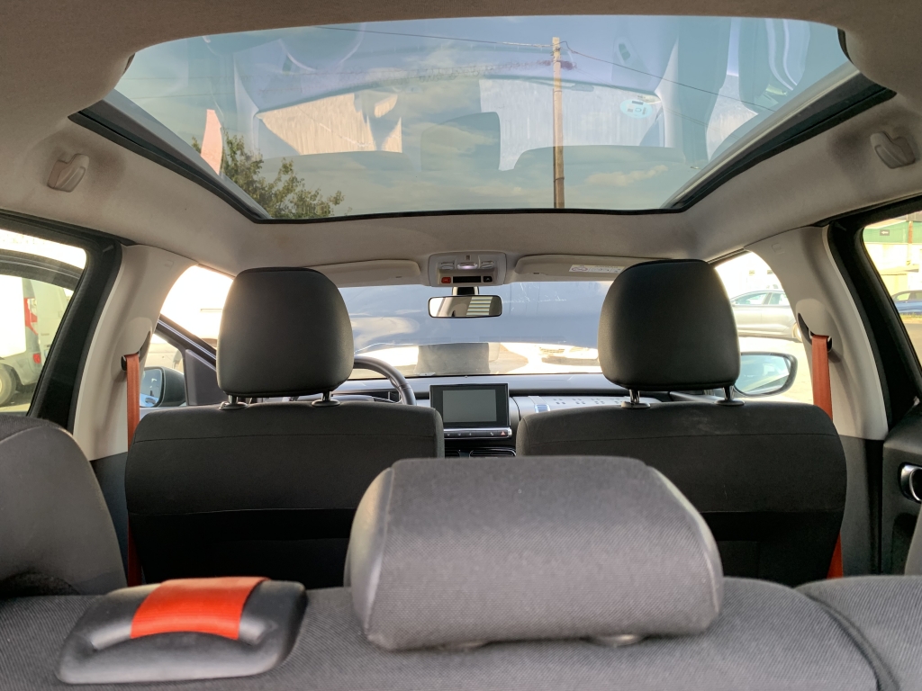 CITROEN CACTUS 1.2 INY 110CV CITROEN CACTUS 1.2 INY 110CV