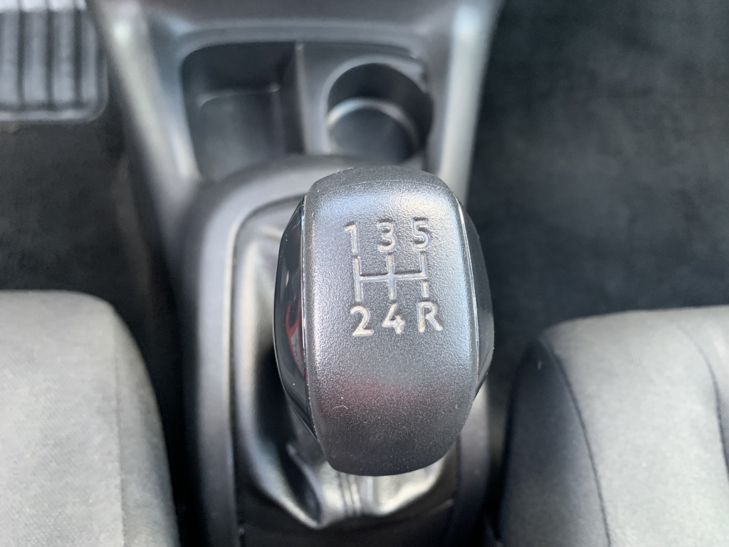 CITROEN CACTUS 1.2 INY 110CV CITROEN CACTUS 1.2 INY 110CV