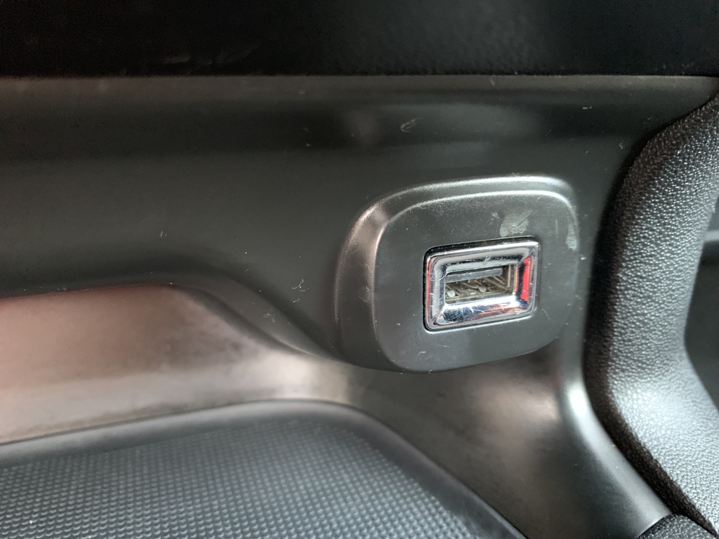 CITROEN CACTUS 1.2 INY 110CV CITROEN CACTUS 1.2 INY 110CV