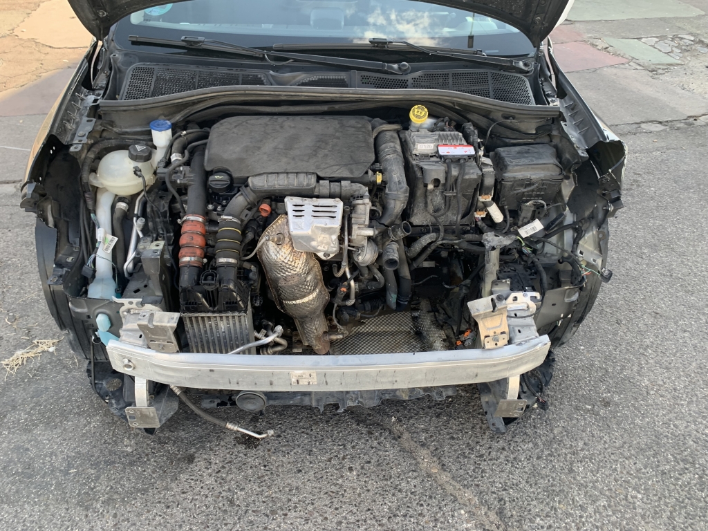 CITROEN CACTUS 1.2 INY 110CV CITROEN CACTUS 1.2 INY 110CV