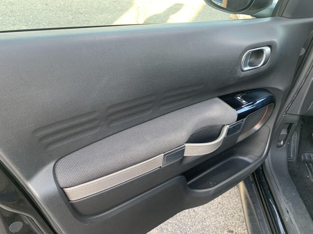 CITROEN CACTUS 1.2 INY 110CV CITROEN CACTUS 1.2 INY 110CV