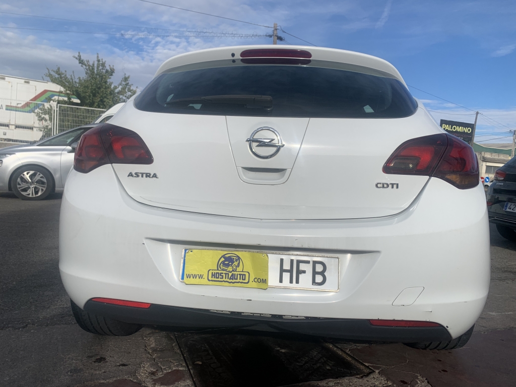 OPEL ASTRA 1.7 CDTI 125CV OPEL ASTRA 1.7 CDTI 125CV