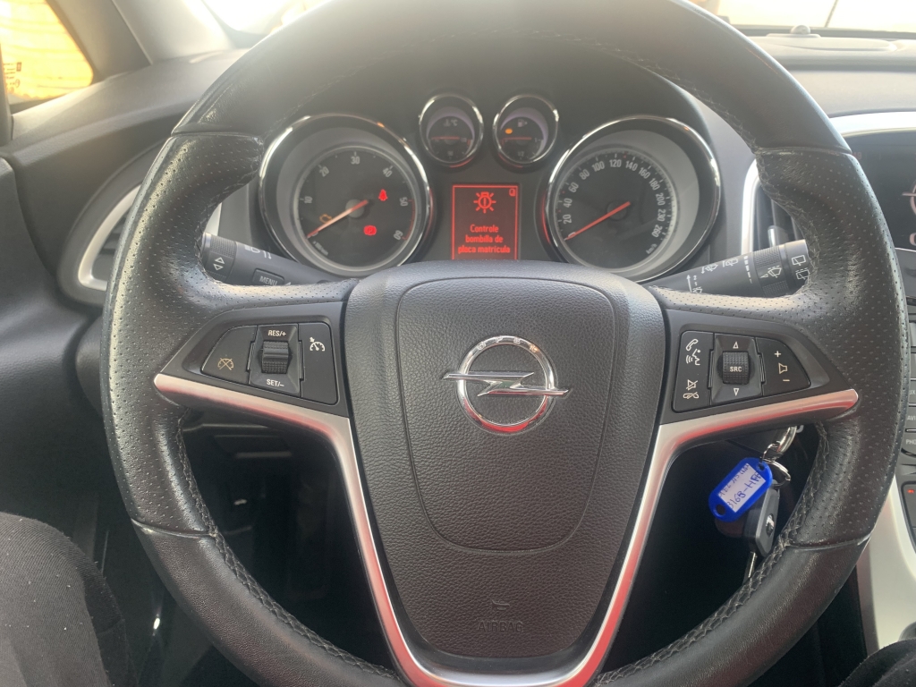 OPEL ASTRA 1.7 CDTI 125CV OPEL ASTRA 1.7 CDTI 125CV