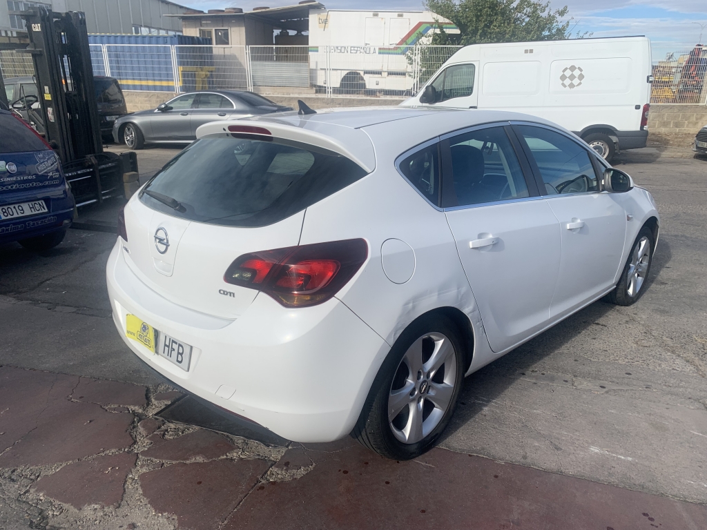 OPEL ASTRA 1.7 CDTI 125CV