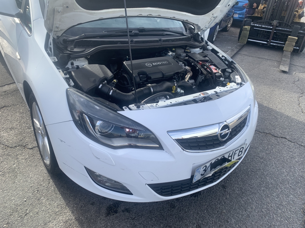 OPEL ASTRA 1.7 CDTI 125CV OPEL ASTRA 1.7 CDTI 125CV