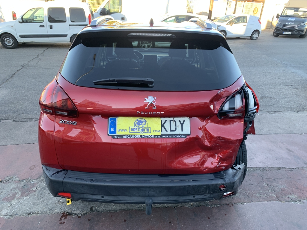 PEUGEOT 2008 1.6 HDI 100CV PEUGEOT 2008 1.6 HDI 100CV