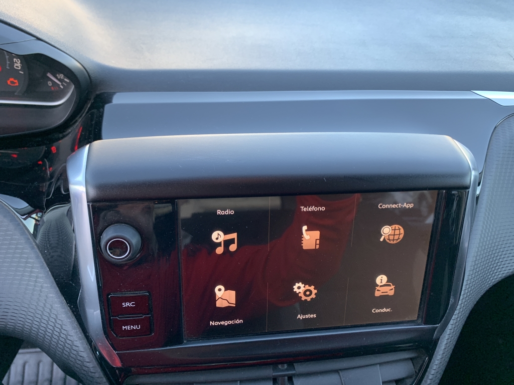 PEUGEOT 2008 1.6 HDI 100CV PEUGEOT 2008 1.6 HDI 100CV