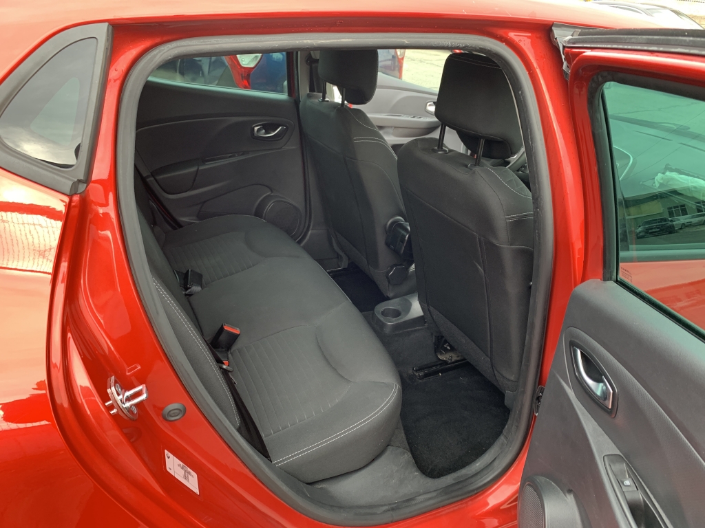 RENAULT CLIO LIMITED 900CC INY 90CV