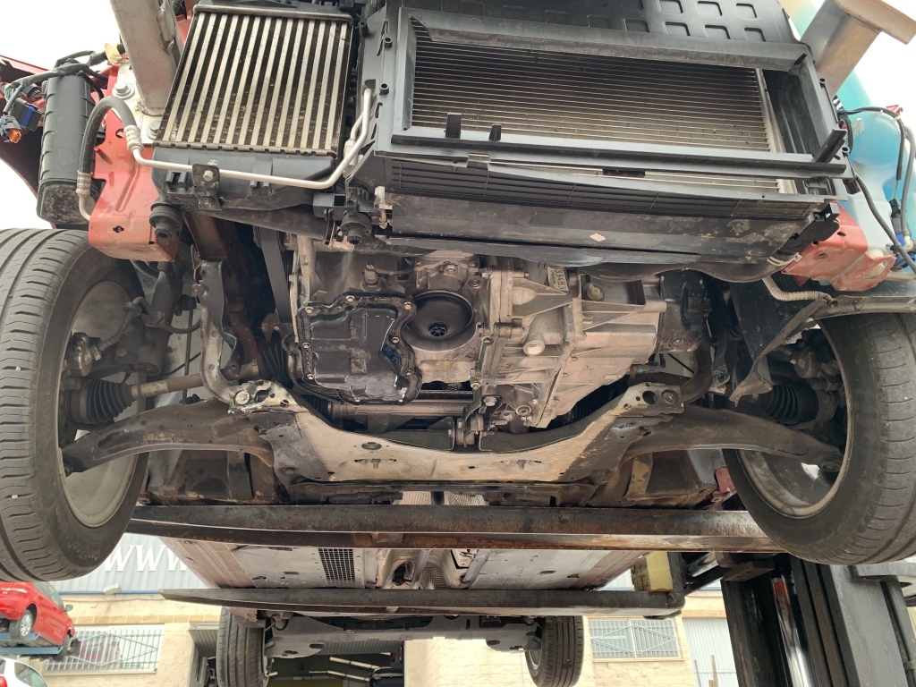 RENAULT CLIO LIMITED 900CC INY 90CV RENAULT CLIO LIMITED 900CC INY 90CV