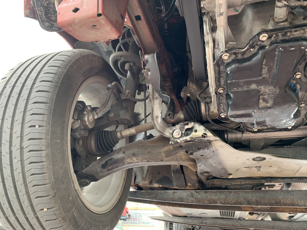 RENAULT CLIO LIMITED 900CC INY 90CV RENAULT CLIO LIMITED 900CC INY 90CV