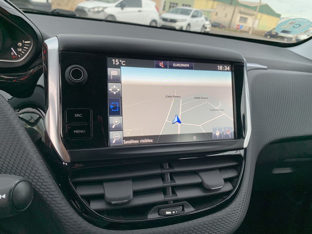 PEUGEOT 208 1.2 INY 110CV PEUGEOT 208 1.2 INY 110CV