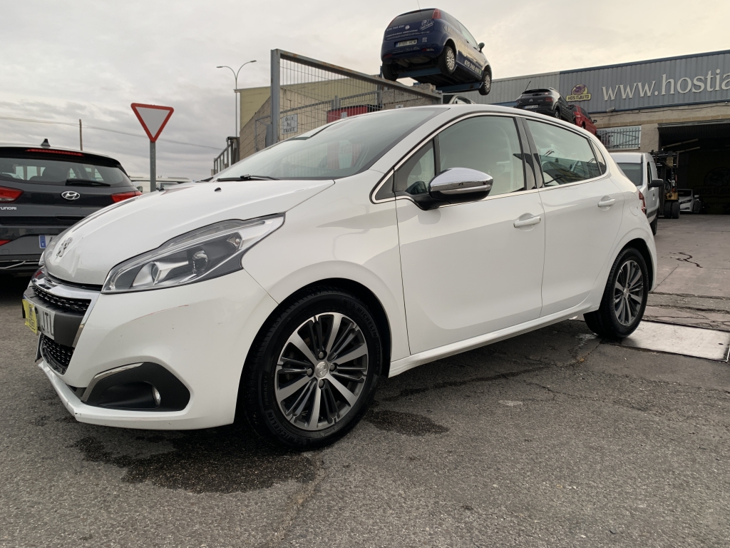 PEUGEOT 208 1.2 INY 110CV