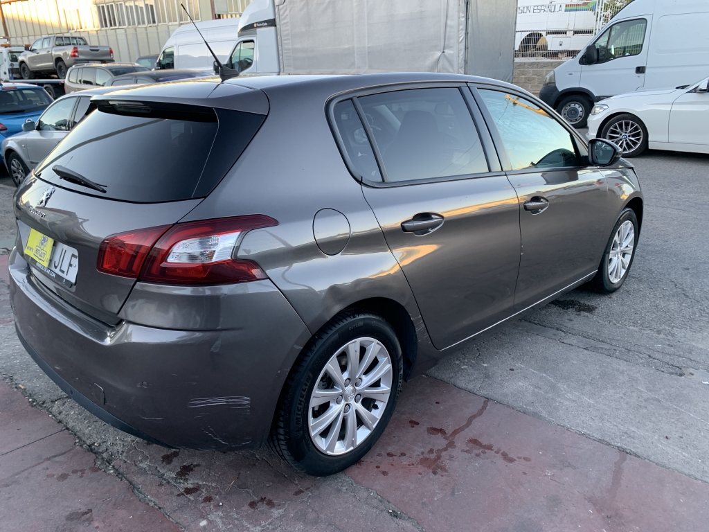 PEUGEOT 308 1.2 INY 130CV PEUGEOT 308 1.2 INY 130CV