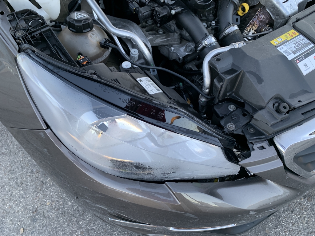 PEUGEOT 308 1.2 INY 130CV PEUGEOT 308 1.2 INY 130CV