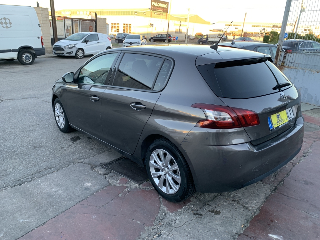 PEUGEOT 308 1.2 INY 130CV PEUGEOT 308 1.2 INY 130CV