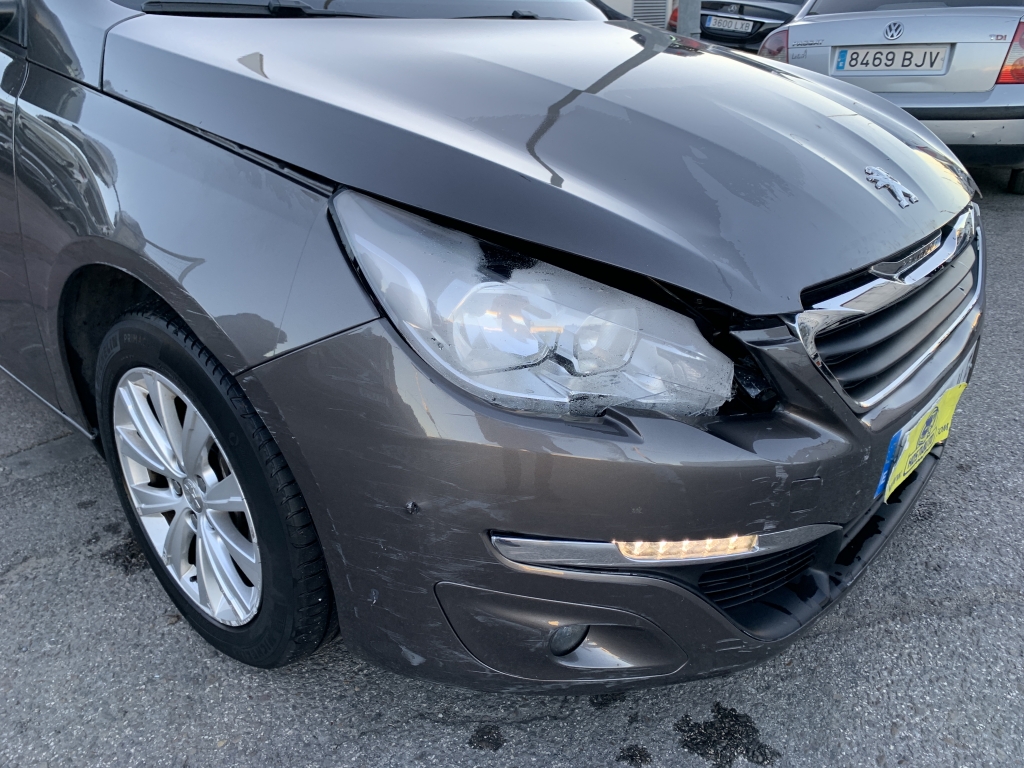 PEUGEOT 308 1.2 INY 130CV PEUGEOT 308 1.2 INY 130CV