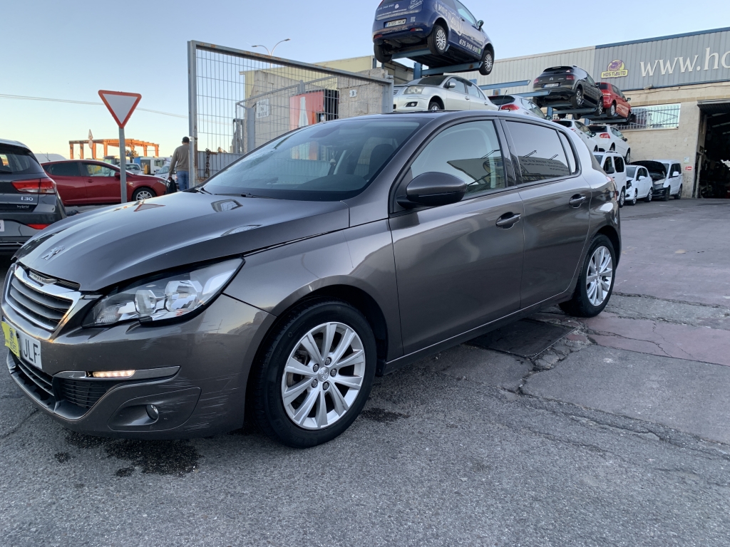 PEUGEOT 308 1.2 INY 130CV PEUGEOT 308 1.2 INY 130CV