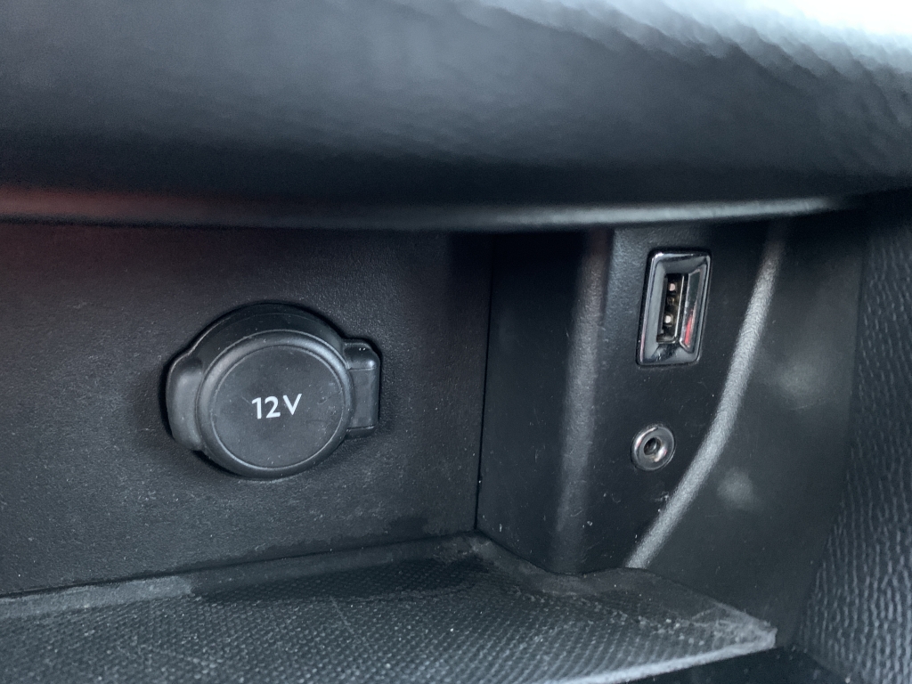 PEUGEOT 308 1.2 INY 130CV PEUGEOT 308 1.2 INY 130CV