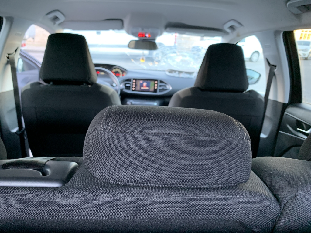 PEUGEOT 308 1.2 INY 130CV PEUGEOT 308 1.2 INY 130CV