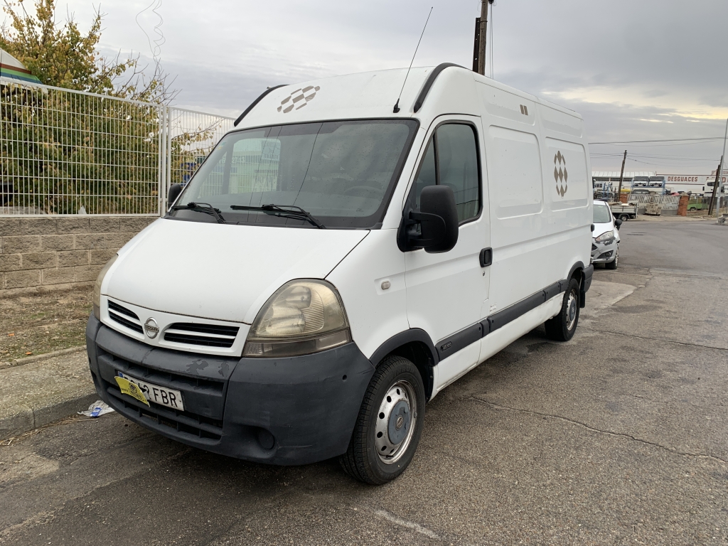 NISSASN INTERSTAR 2.5 DCI 100CV
