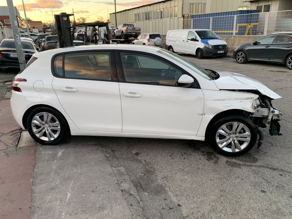 PEUGEOT 308 1.6 HDI 115CV