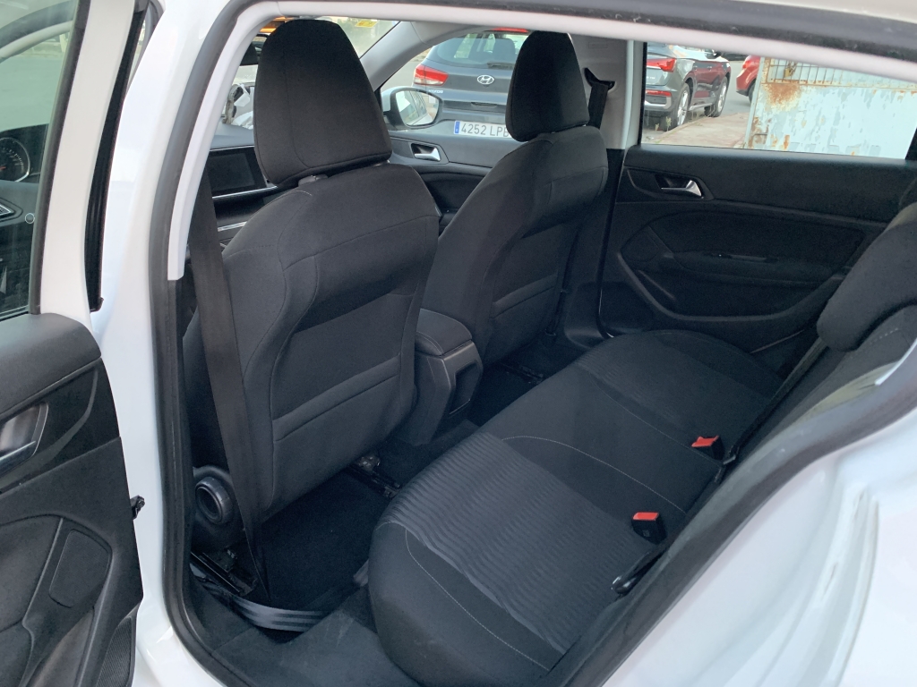 PEUGEOT 308 1.6 HDI 115CV