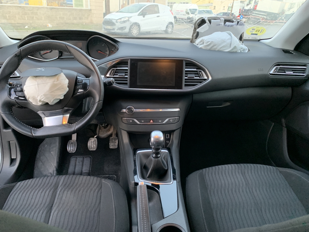 PEUGEOT 308 1.6 HDI 115CV