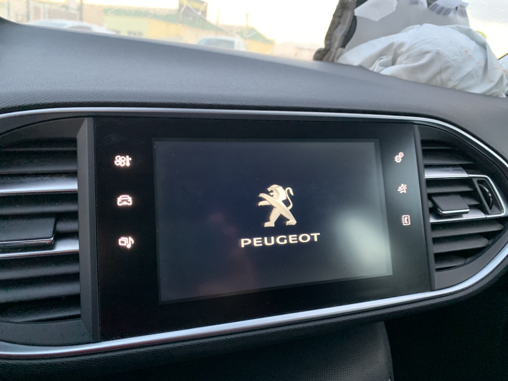 PEUGEOT 308 1.6 HDI 115CV