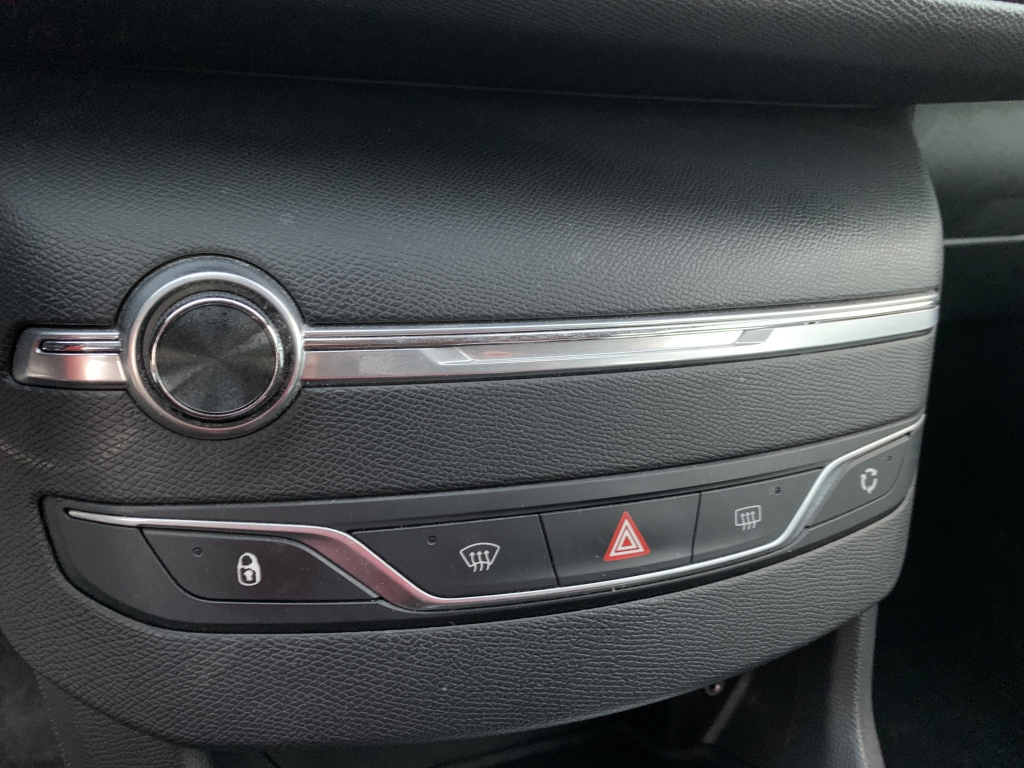 PEUGEOT 308 1.6 HDI 115CV