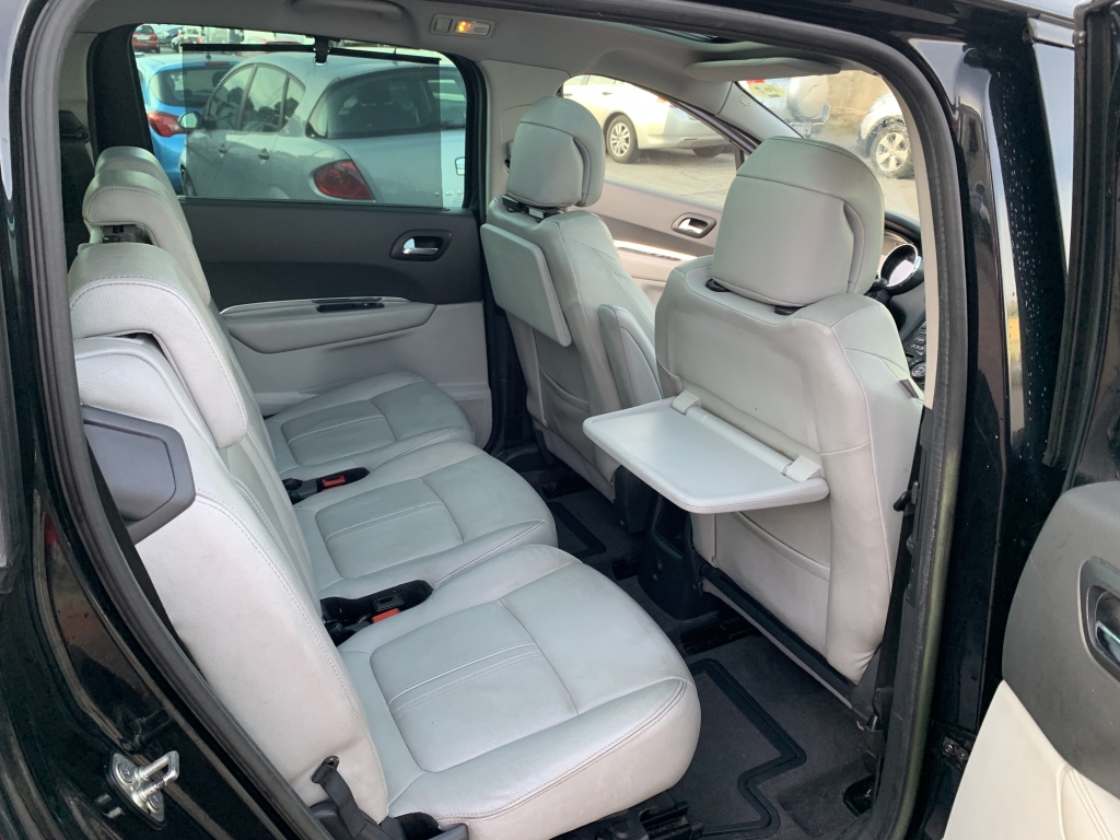 PEUGEOT 5008 1.6 HDI 112CV 7 PLAZAS