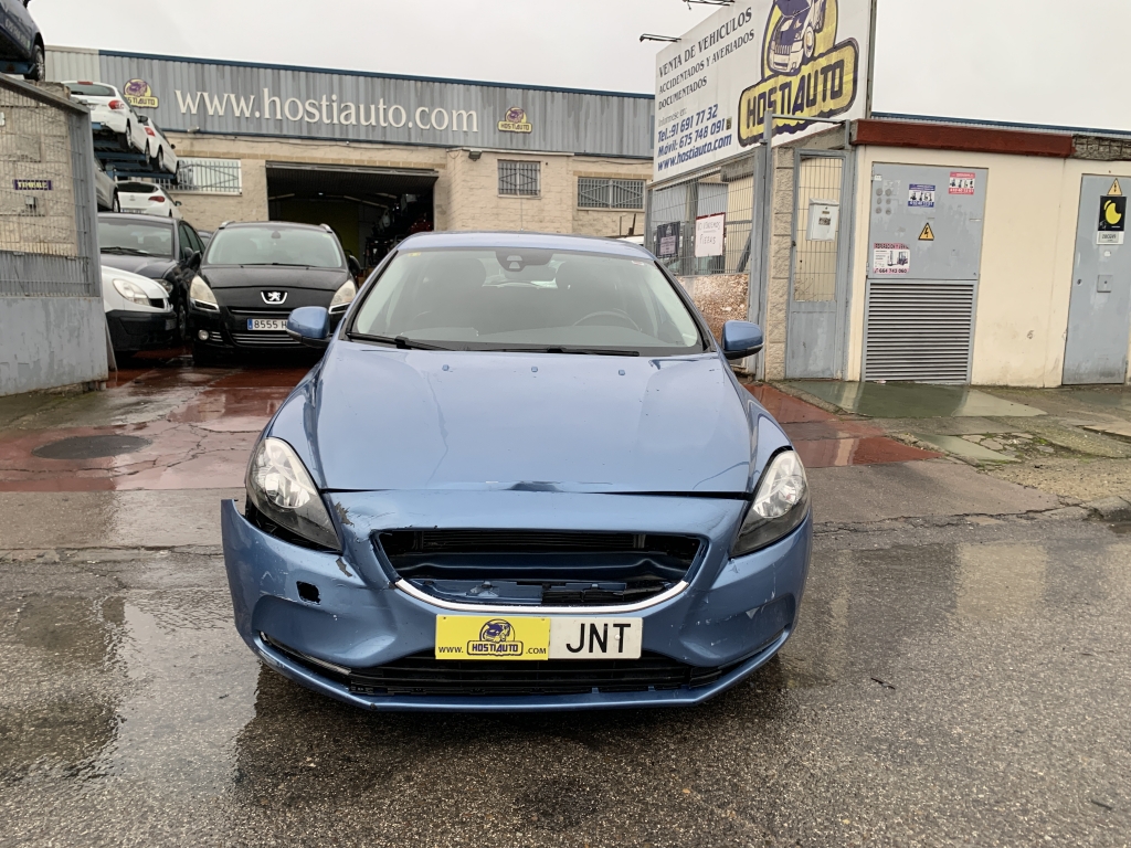 VOLVO V-40 2.0 D 150CV AUT VOLVO V-40 2.0 D 150CV AUT