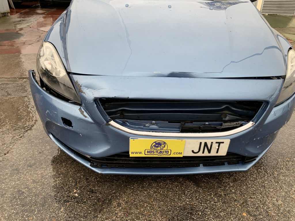 VOLVO V-40 2.0 D 150CV AUT