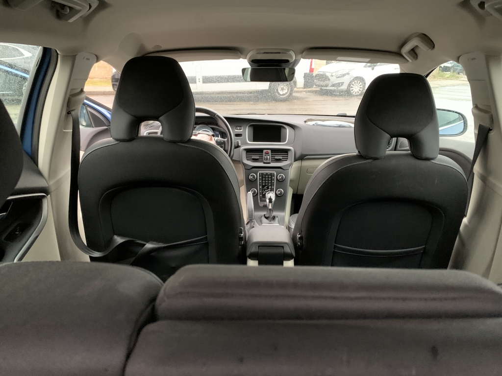 VOLVO V-40 2.0 D 150CV AUT