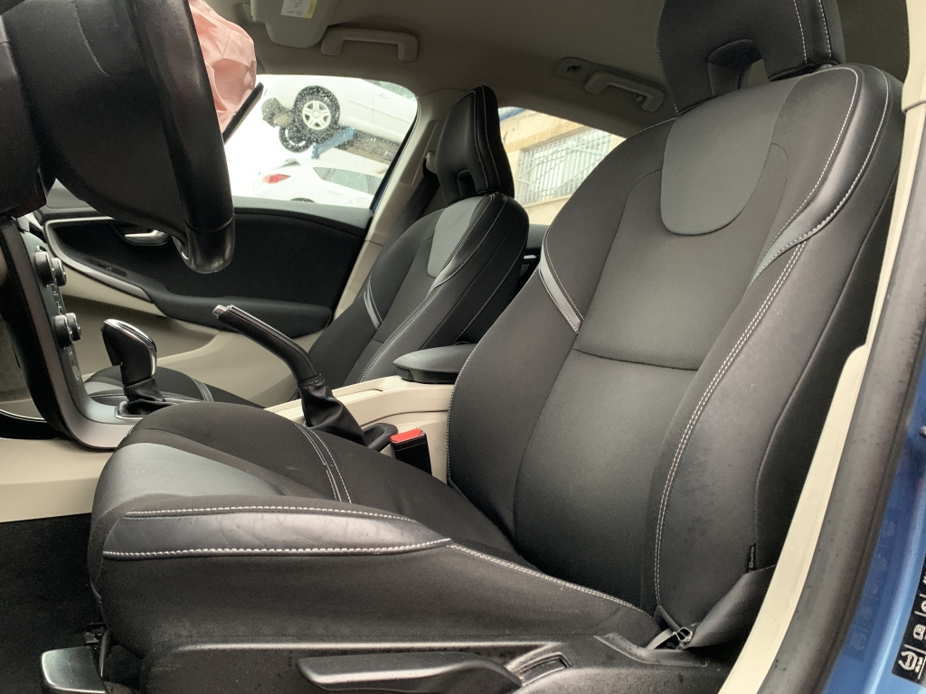 VOLVO V-40 2.0 D 150CV AUT