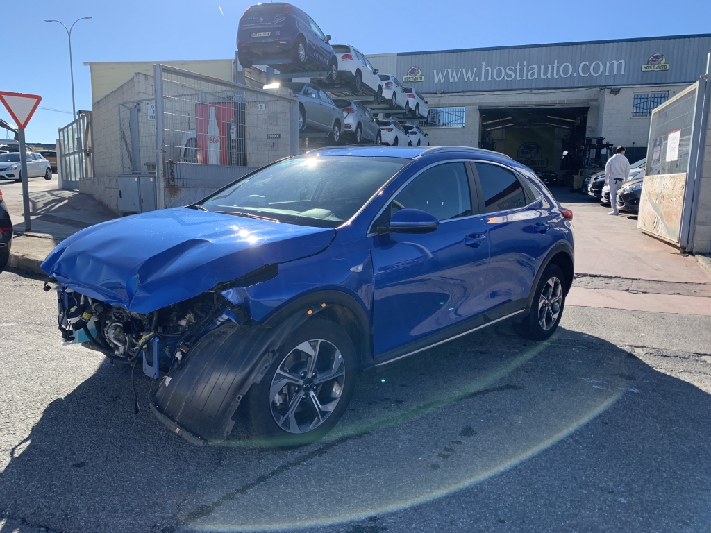 KIA XCEED 1.0 INY 120CV KIA XCEED 1.0 INY 120CV