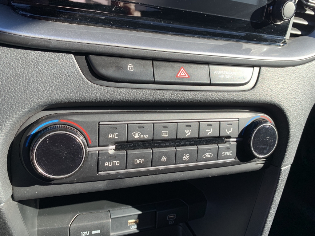 KIA XCEED 1.0 INY 120CV KIA XCEED 1.0 INY 120CV