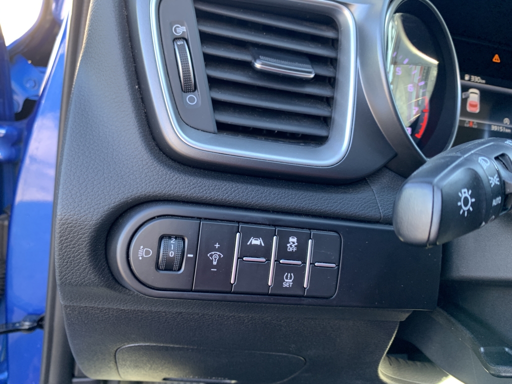 KIA XCEED 1.0 INY 120CV KIA XCEED 1.0 INY 120CV