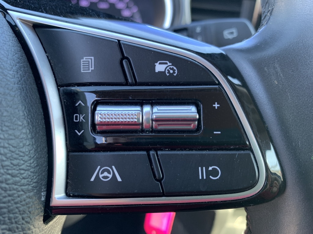 KIA XCEED 1.0 INY 120CV KIA XCEED 1.0 INY 120CV