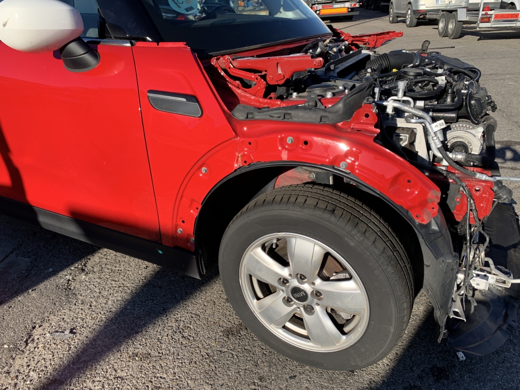 MINI COOPER 1.5 INY 136CV MINI COOPER 1.5 INY 136CV