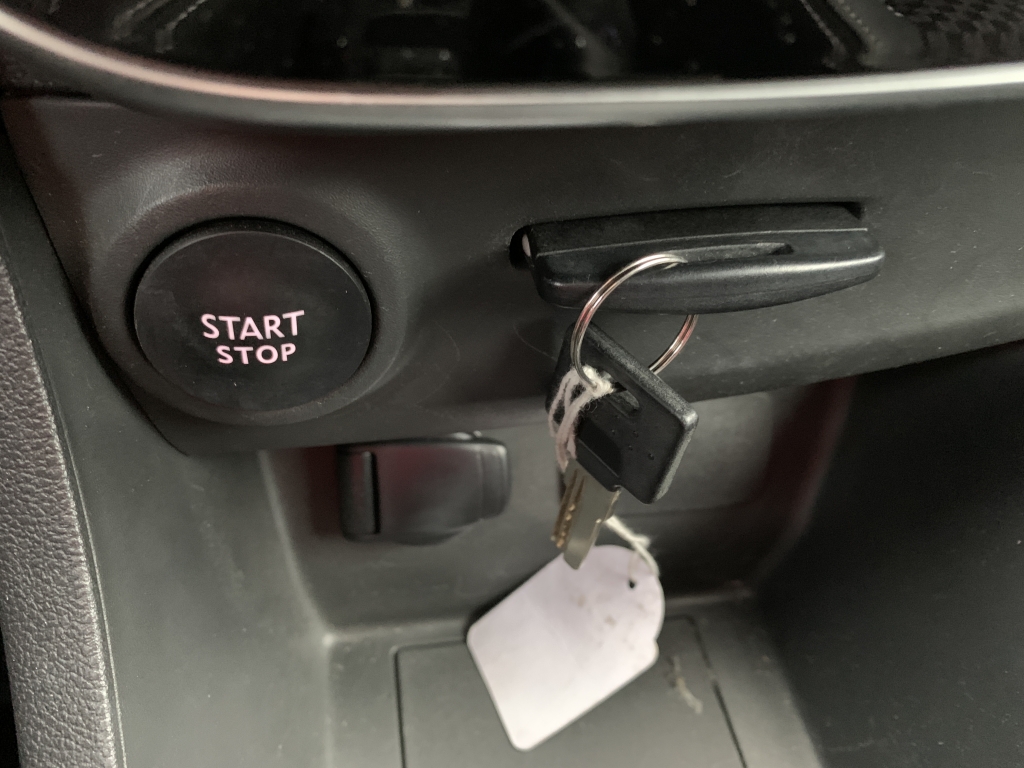 RENAULT CLIO 900CC INY 90CV