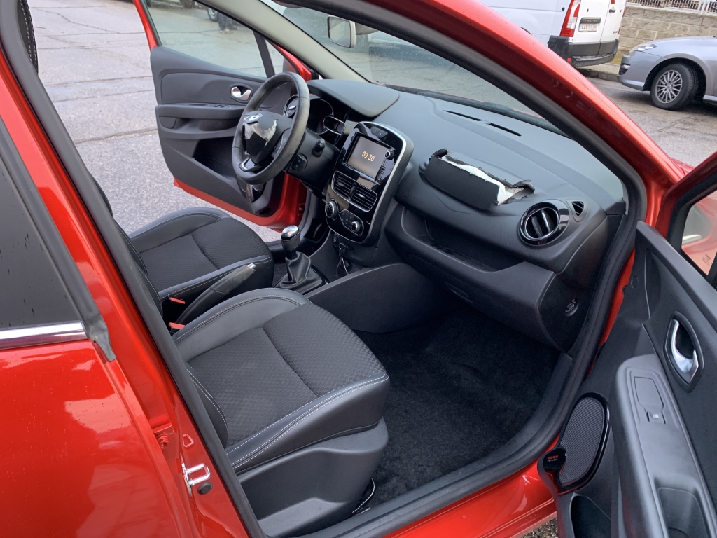 RENAULT CLIO 900CC INY 90CV