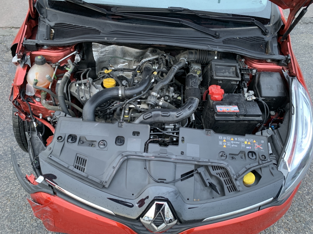 RENAULT CLIO 900CC INY 90CV