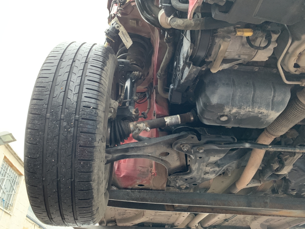 PEUGEOT 208 1.6 HDI 92CV PEUGEOT 208 1.6 HDI 92CV