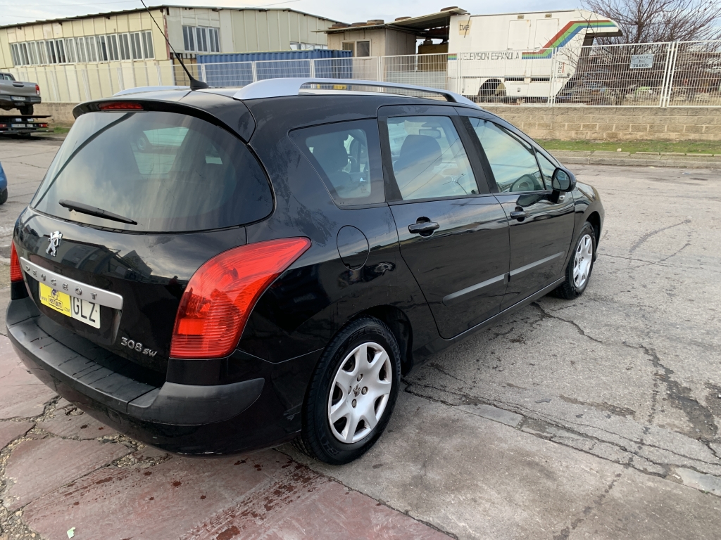 PEUGEOT 308 SW 1.6 HDI 90CV 7 PLAZAS PEUGEOT 308 SW 1.6 HDI 90CV 7 PLAZAS