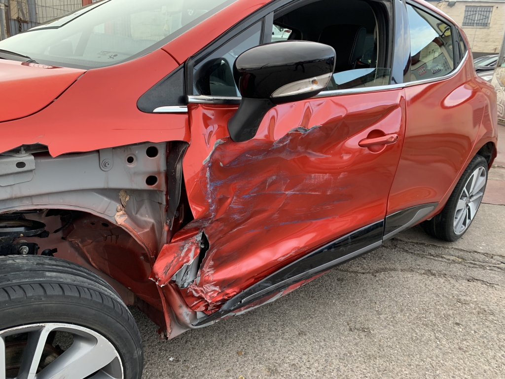 RENAULT CLIO 1.5 DCI 90CV RENAULT CLIO 1.5 DCI 90CV