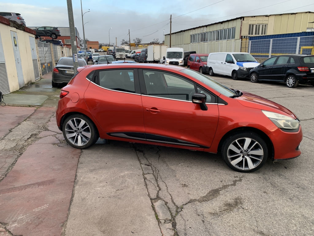 RENAULT CLIO 1.5 DCI 90CV RENAULT CLIO 1.5 DCI 90CV