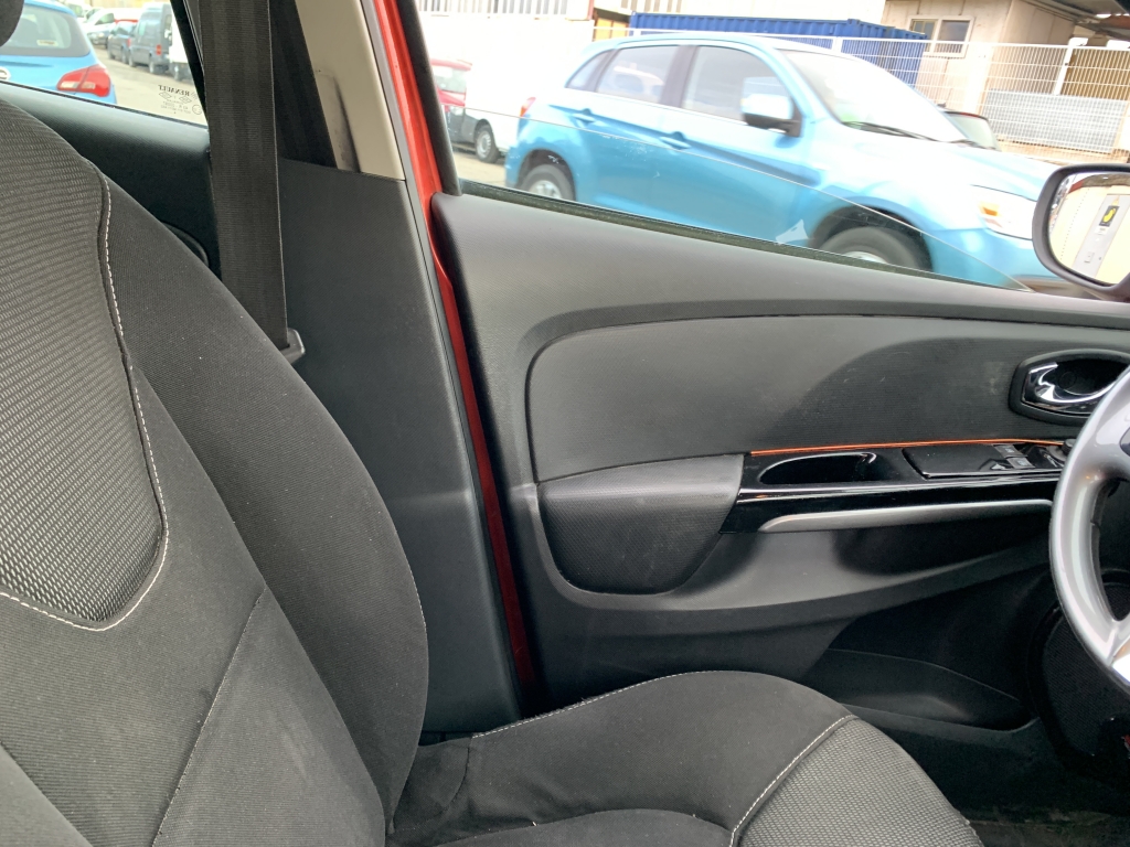 RENAULT CLIO 1.5 DCI 90CV RENAULT CLIO 1.5 DCI 90CV