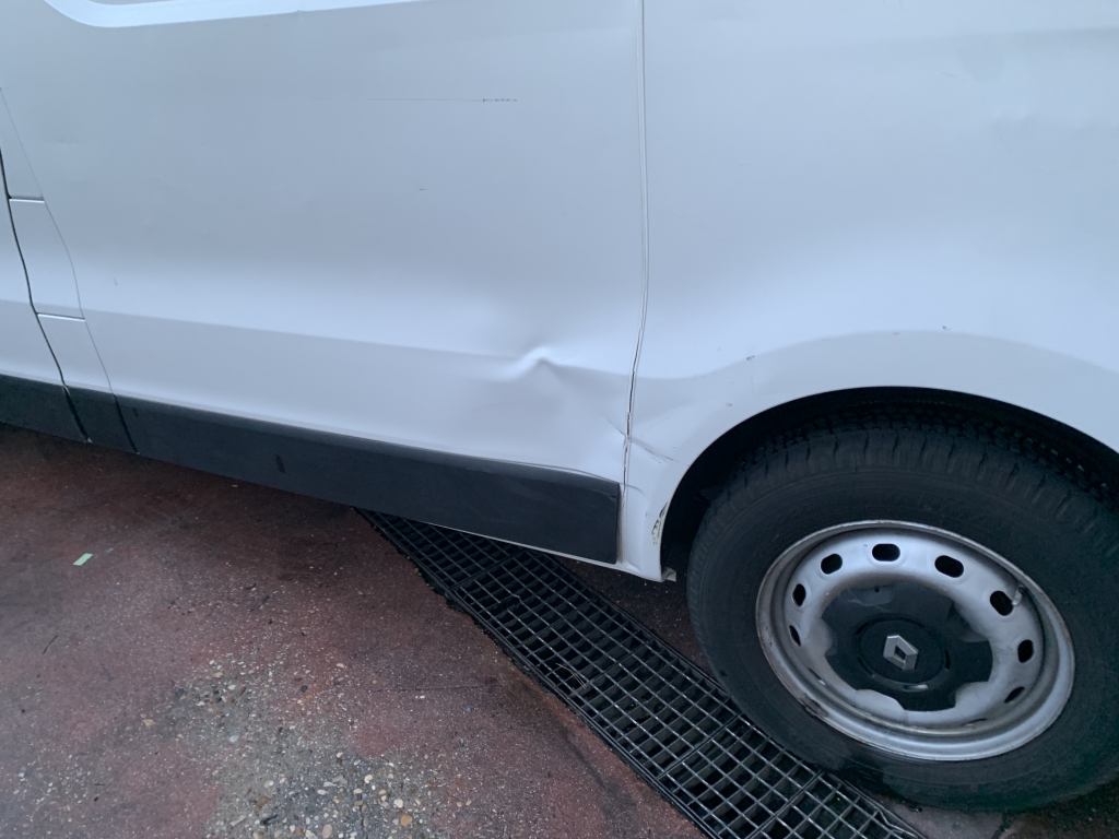 RENAULT TRAFIC 1.6 DCI 121CV RENAULT TRAFIC 1.6 DCI 121CV